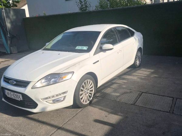 Ford Mondeo Hatchback, Diesel, 2014, White