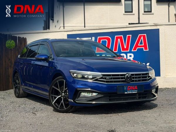 Volkswagen Passat Estate, Diesel, 2023, Blue