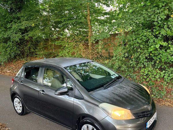 Toyota Vitz Hatchback, Petrol, 2013, Grey