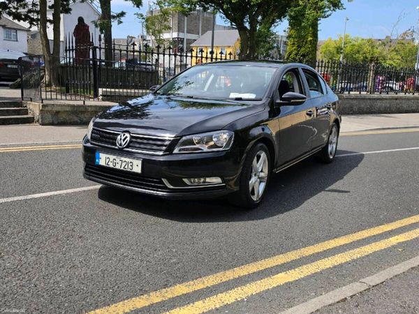 Volkswagen Passat Saloon, Diesel, 2012, Black