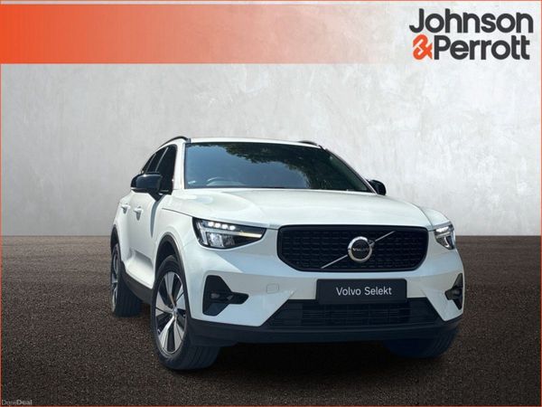 Volvo XC40 SUV, Petrol Hybrid, 2023, White