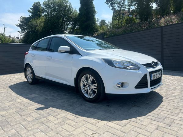 Ford Focus Hatchback, Diesel, 2014, White