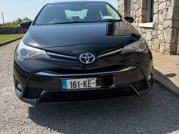 Toyota Avensis Saloon, Diesel, 2016, Black
