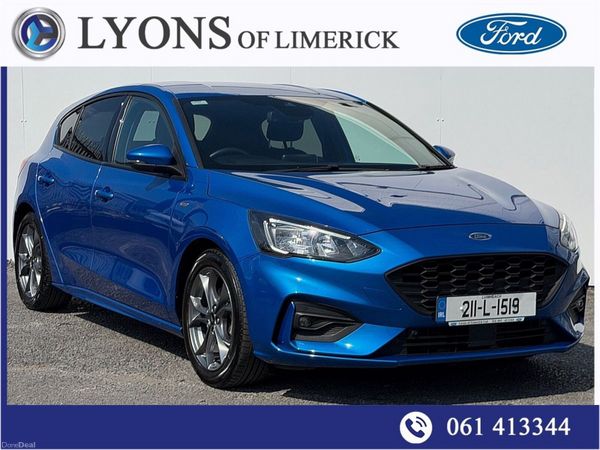 Ford Focus Hatchback, Petrol Hybrid, 2021, Blue