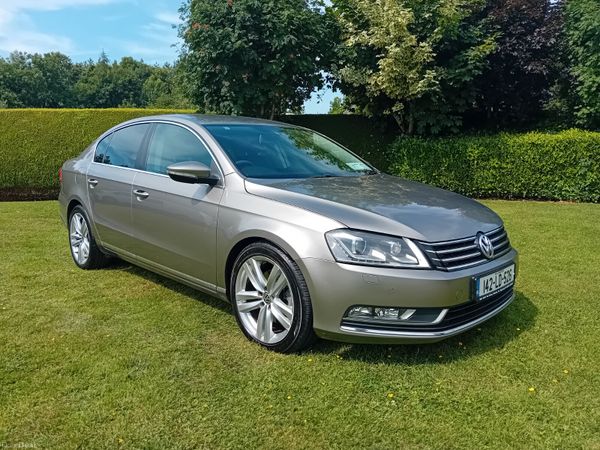 Volkswagen Passat Saloon, Diesel, 2014, Brown