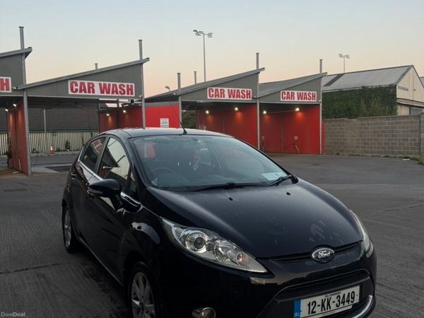 Ford Fiesta Hatchback, Petrol, 2012, Black