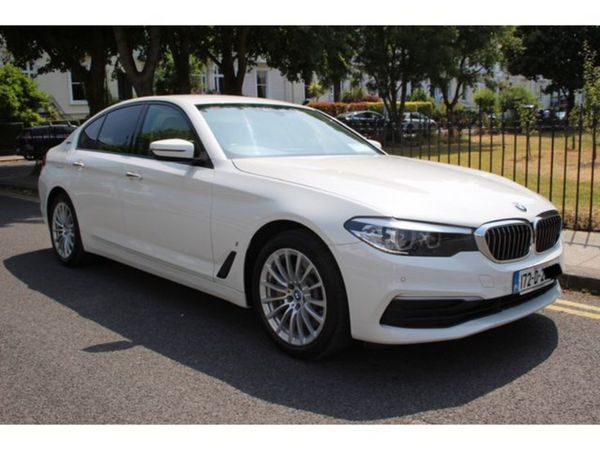 BMW 5-Series Saloon, Petrol Plug-in Hybrid, 2017, White