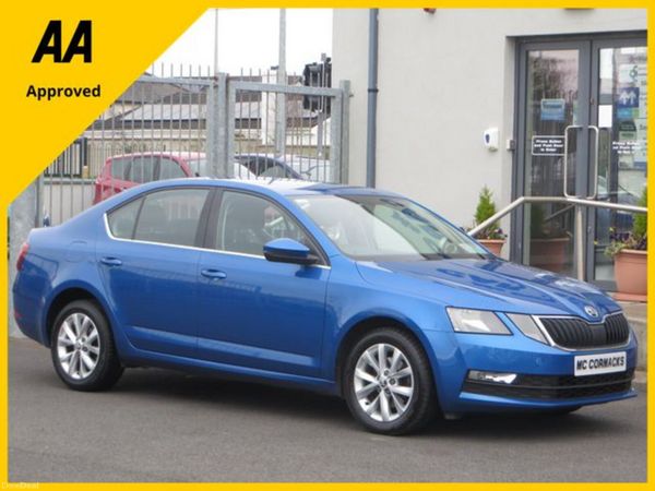 Skoda Octavia Saloon, Petrol, 2020, Blue