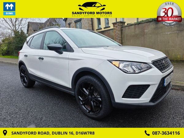 SEAT Arona Hatchback, Petrol, 2018, White