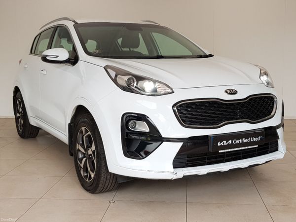 Kia Sportage MPV, Diesel, 2021, White