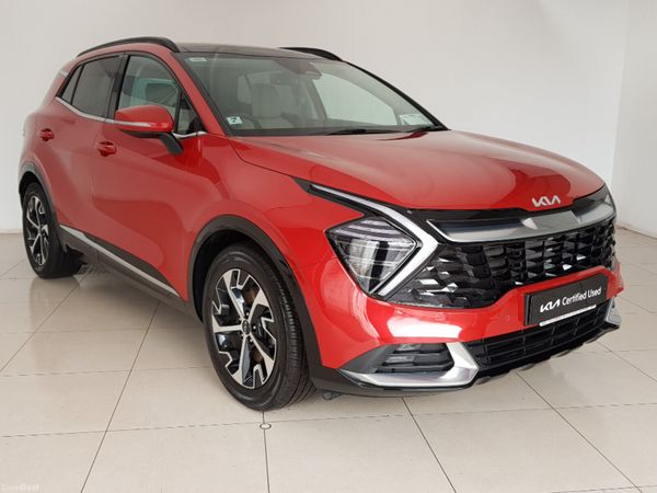 Kia Sportage MPV, Diesel, 2022, Red