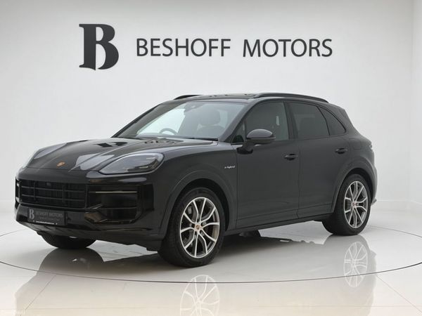 Porsche Cayenne Estate, Petrol Plug-in Hybrid, 2025, Black