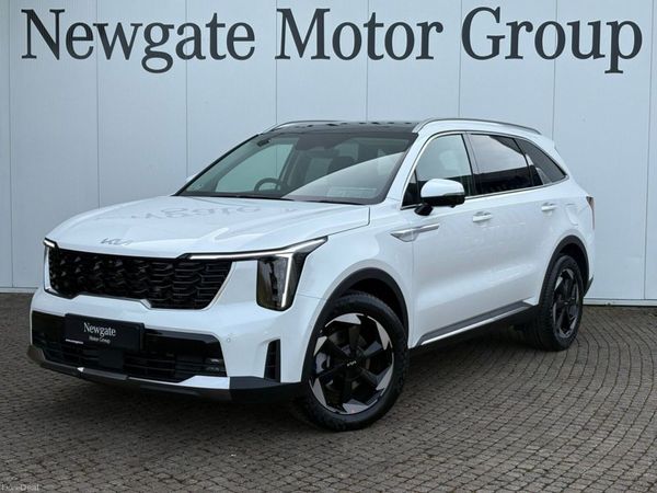 Kia Sorento SUV, Petrol Plug-in Hybrid, 2026, White