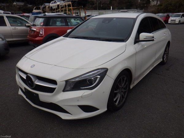Mercedes-Benz CLA Hatchback, Petrol, 2015, White