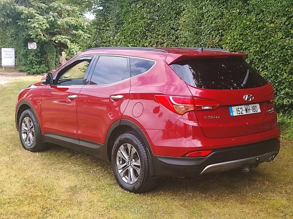 Hyundai Santa Fe SUV, Diesel, 2015, Red