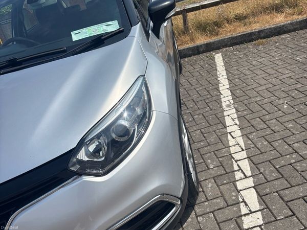 Renault Captur Hatchback, Diesel, 2016, Silver