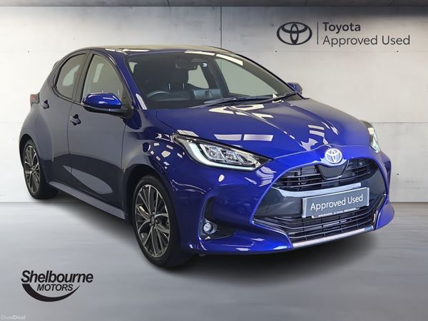 Toyota Yaris Hatchback, Petrol Hybrid, 2024, Blue