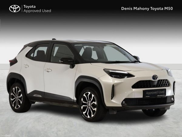 Toyota Yaris Cross SUV, Petrol Hybrid, 2023, White