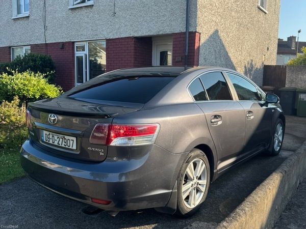 Toyota Avensis Saloon, Diesel, 2009, Grey