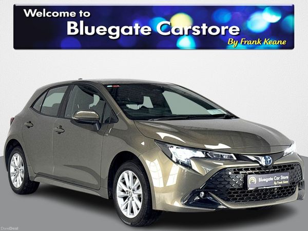 Toyota Corolla Hatchback, Petrol Hybrid, 2025, Green