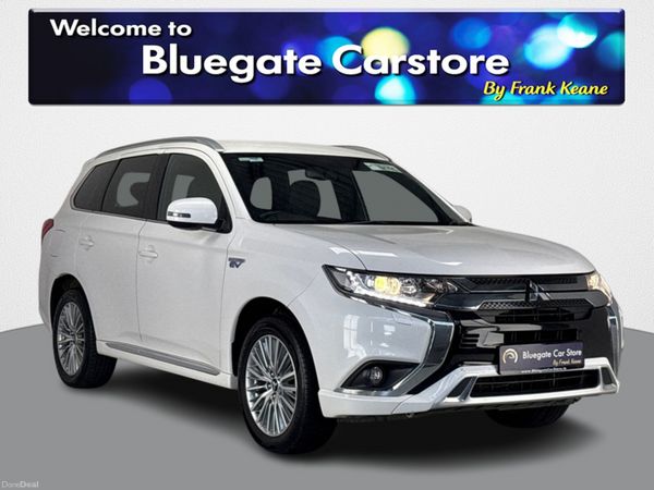Mitsubishi Outlander Estate, Petrol Plug-in Hybrid, 2021, White