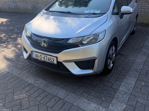 Honda Fit Hatchback, Petrol Hybrid, 2014, Silver