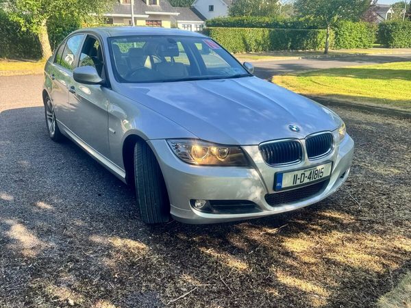 BMW 3-Series Saloon, Diesel, 2011, Silver