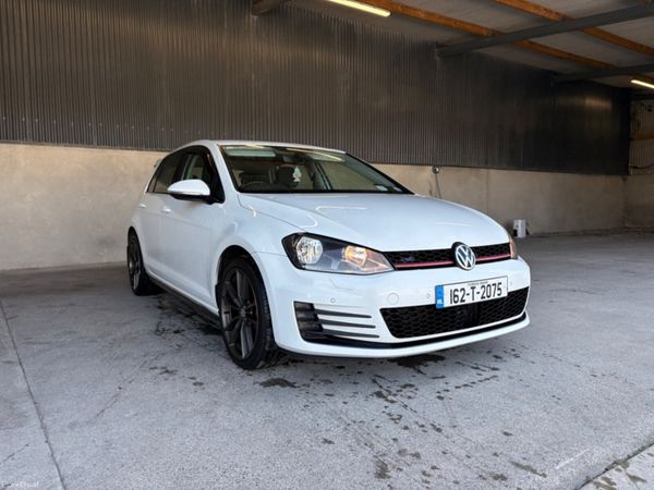 Volkswagen Golf Hatchback, Diesel, 2016, White