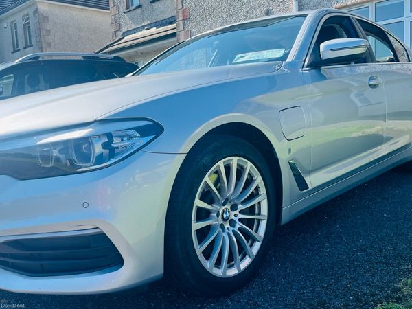 BMW 5-Series Saloon, Petrol Plug-in Hybrid, 2018, Silver
