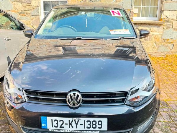 Volkswagen Polo Hatchback, Petrol, 2013, Black