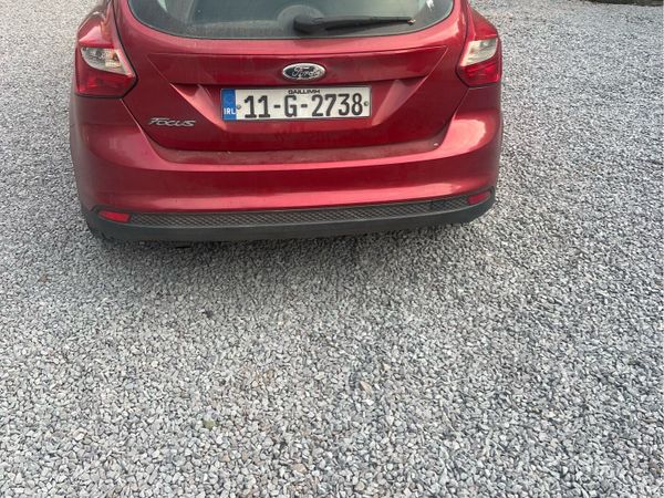 Ford Focus Hatchback, Diesel, 2011, Red