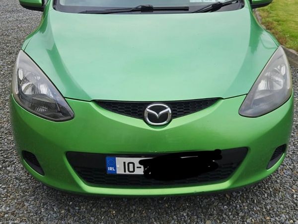 Mazda Demio MPV, Petrol, 2010, Green