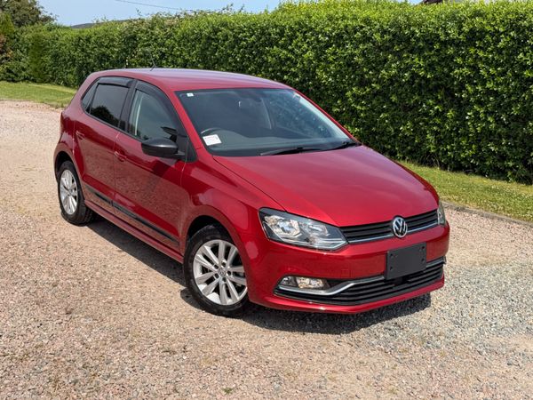 Volkswagen Polo Hatchback, Petrol, 2017, Red