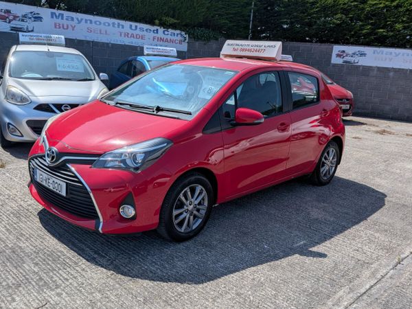 Toyota Yaris Hatchback, Petrol, 2015, Red