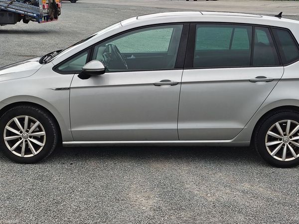 Volkswagen Golf MPV, Diesel, 2016, Silver