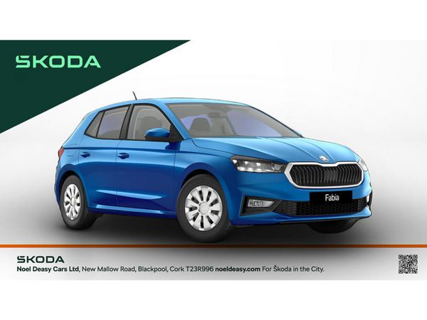 Skoda Fabia Hatchback, Petrol, 2027, Blue