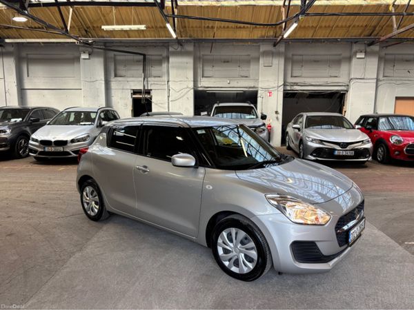 Suzuki Swift Hatchback, Petrol, 2020, Silver