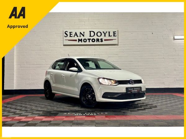 Volkswagen Polo Hatchback, Petrol, 2016, White