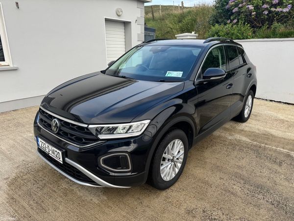 Volkswagen T-Roc SUV, Diesel, 2023, Black