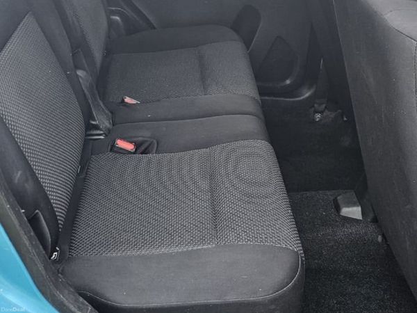 Suzuki Ignis Hatchback, Petrol, 2017, Blue