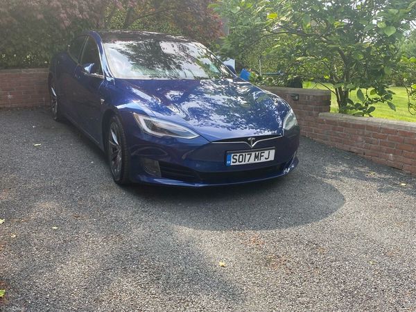 Tesla Model S Hatchback, Electric, 2017, Blue