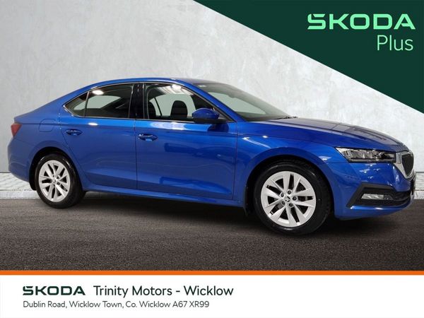 Skoda Octavia Saloon, Petrol, 2023, Blue
