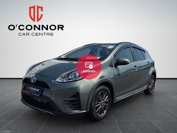 Toyota Aqua Hatchback, Petrol Hybrid, 2019, Green