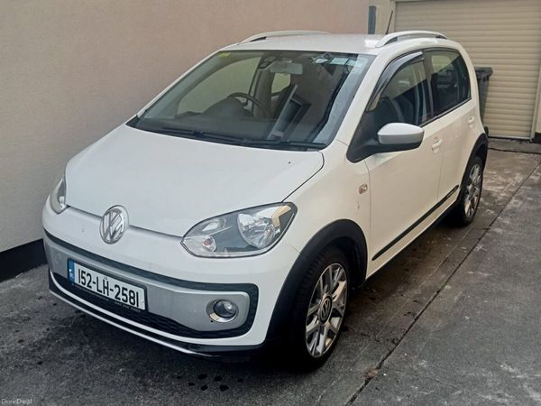 Volkswagen up! Hatchback, Petrol, 2015, White