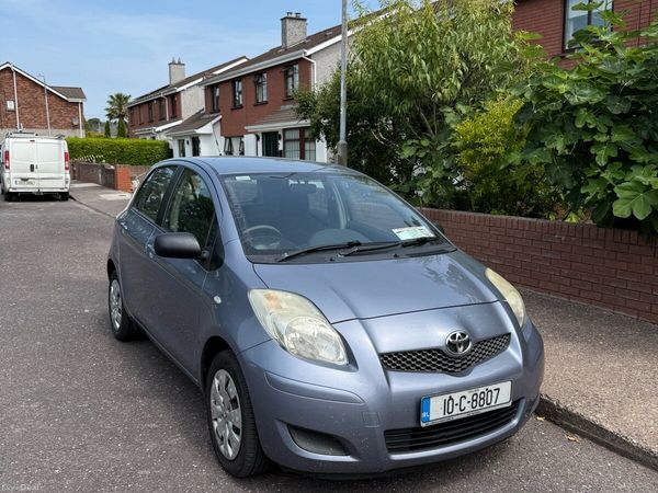 Toyota Yaris Hatchback, Petrol, 2010, Blue