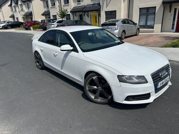 Audi A4 Saloon, Diesel, 2011, White
