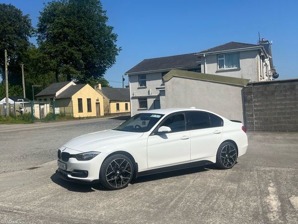 BMW 3-Series Saloon, Diesel, 2012, White