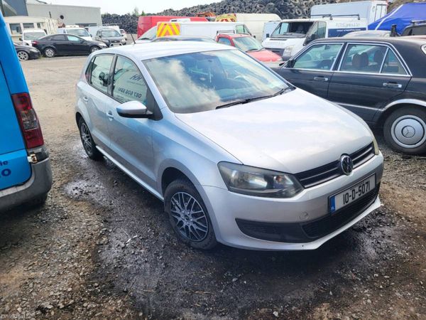 Volkswagen Polo Hatchback, Petrol, 2010, Silver