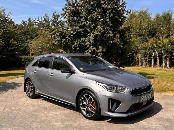 Kia Ceed Hatchback, Diesel, 2019, Grey