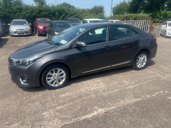 Toyota Corolla Saloon, Diesel, 2016, Grey
